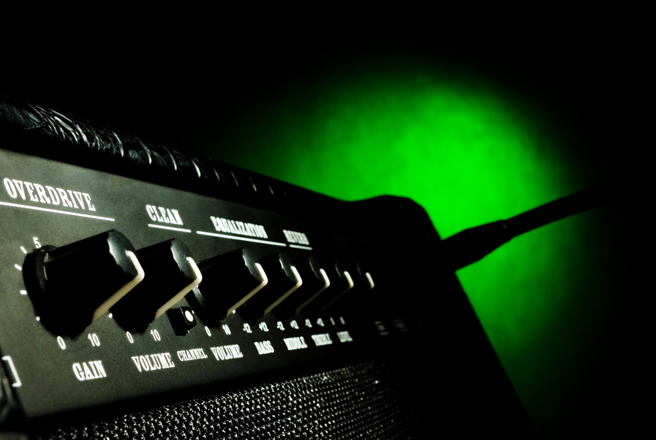 Praise Team Guitarists… Is There Too Much Digital Delay In Your Sound?